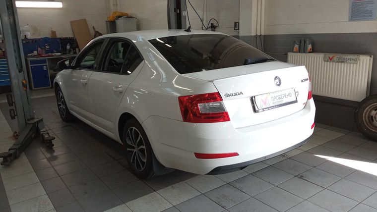 Skoda Octavia 2013 года, 144 600 км - вид 4