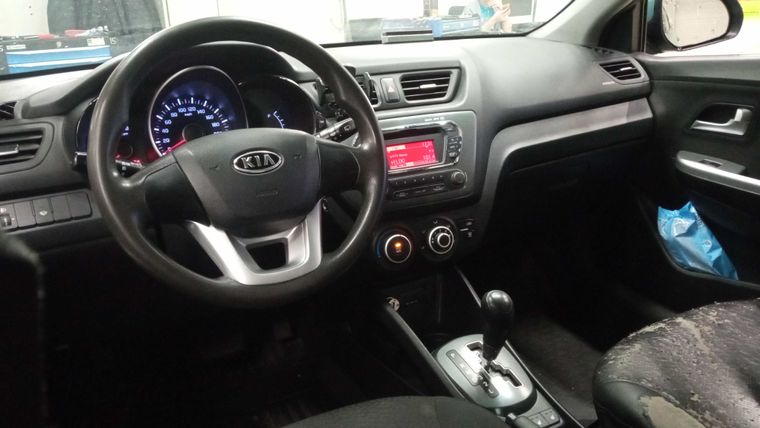 KIA Rio 2012 года, 169 520 км - вид 5