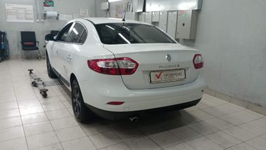 Renault Fluence 2013 года, 161 274 км - вид 3