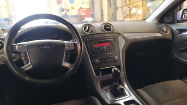 Ford Mondeo 2013 года, 92 135 км - вид 5