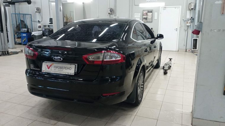 Ford Mondeo 2012 года, 295 000 км - вид 3