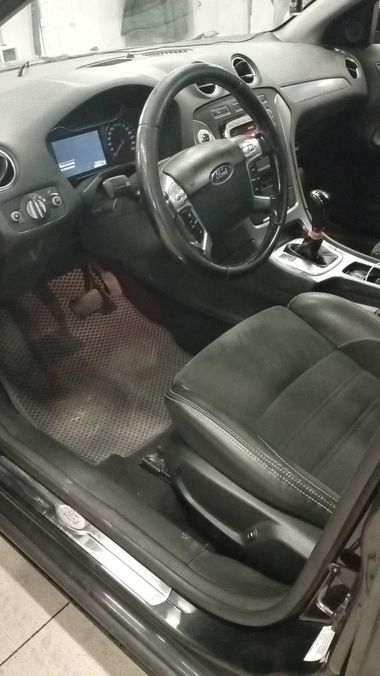 Ford Mondeo 2012 года, 295 000 км - вид 5