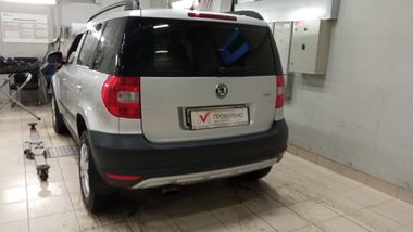 Skoda Yeti 2012 года, 211 935 км - вид 4