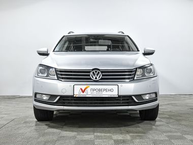 Volkswagen Passat 2013 года, 234 169 км - вид 3