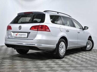 Volkswagen Passat 2013 года, 234 169 км - вид 4