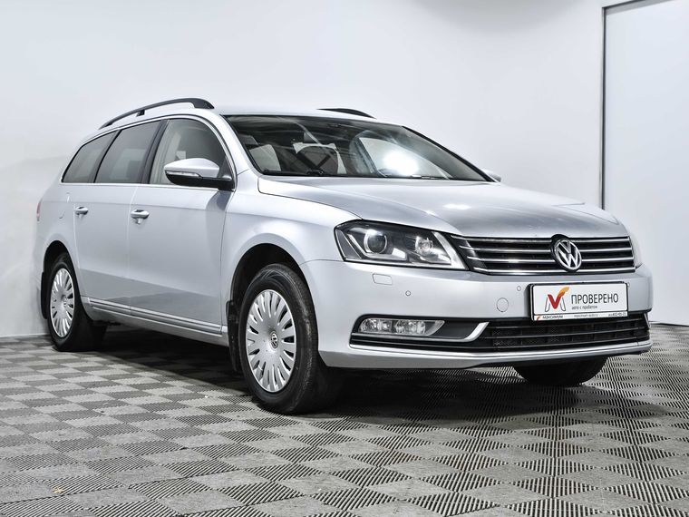 Volkswagen Passat 2013 года, 234 169 км - вид 3