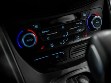Ford Kuga 2017 года, 63 737 км - вид 10