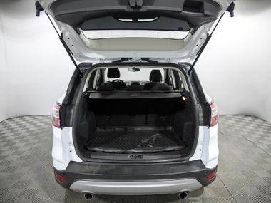 Ford Kuga 2017 года, 63 737 км - вид 17