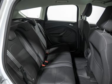 Ford Kuga 2017 года, 63 737 км - вид 15