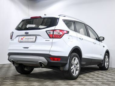 Ford Kuga 2017 года, 63 737 км - вид 4