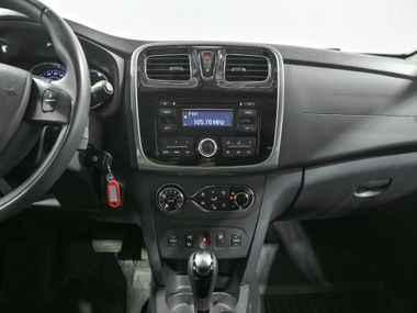 Renault Sandero Stepway 2016 года, 49 052 км - вид 9