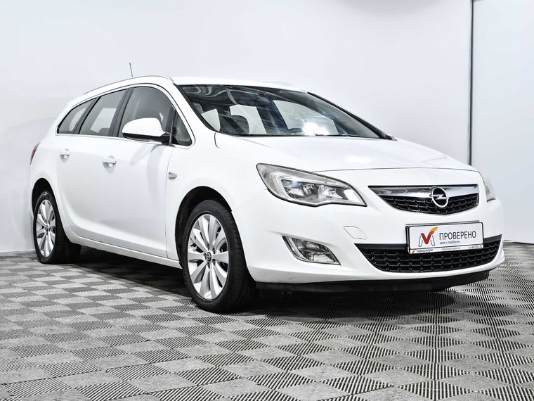 Opel Astra 2011 года, 234 000 км - вид 4