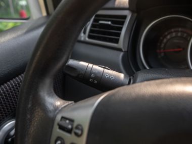 Nissan Tiida 2010 года, 229 000 км - вид 6