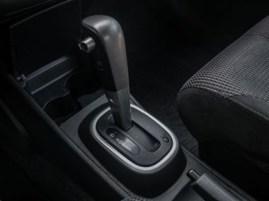 Nissan Tiida 2010 года, 229 000 км - вид 10