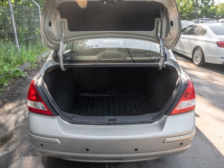 Nissan Tiida 2010 года, 229 000 км - вид 15