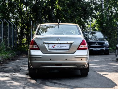 Nissan Tiida 2010 года, 229 000 км - вид 4