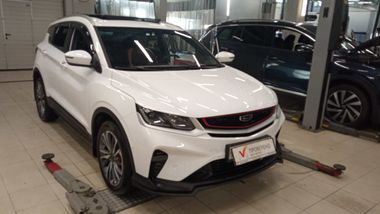 Geely Coolray 2023 года, 1 395 км - вид 3