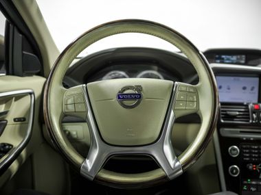 Volvo XC60 2010 года, 231 700 км - вид 8