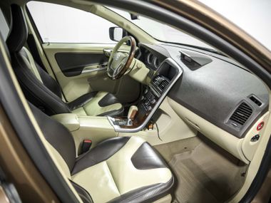 Volvo XC60 2010 года, 231 700 км - вид 15