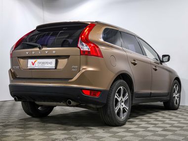 Volvo XC60 2010 года, 231 700 км - вид 4