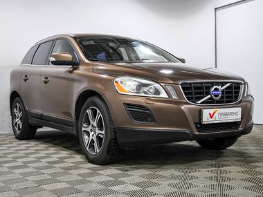 Volvo XC60 2010 года, 231 700 км - вид 3