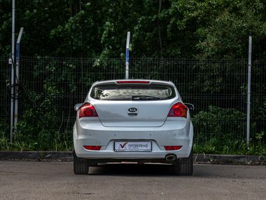 Kia Ceed 2011 года, 182 914 км - вид 4