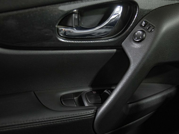 Nissan X-Trail 2016 года, 187 979 км - вид 15