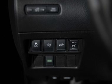 Nissan X-Trail 2016 года, 187 979 км - вид 16