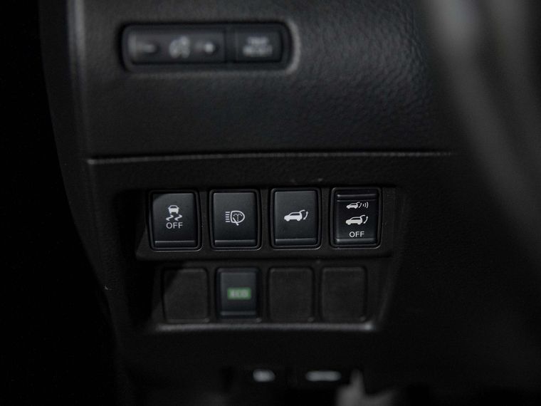 Nissan X-Trail 2016 года, 187 979 км - вид 16