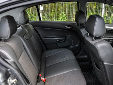 Opel Astra 2011 года, 185 142 км - вид 11