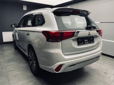 Mitsubishi Outlander 2022 года, 16 км - вид 7