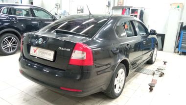 Skoda Octavia 2011 года, 227 877 км - вид 3