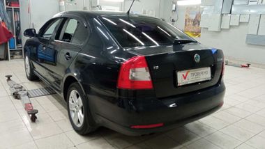 Skoda Octavia 2011 года, 227 877 км - вид 4