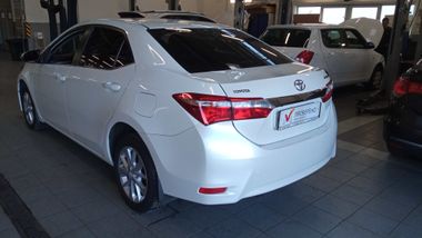 Toyota Corolla 2014 года, 177 154 км - вид 4