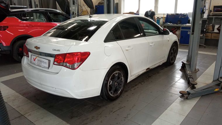 Chevrolet Cruze 2013 года, 263 915 км - вид 3