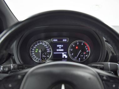 Mercedes-Benz B-класс 2012 года, 319 084 км - вид 8