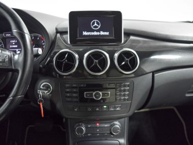 Mercedes-Benz B-класс 2012 года, 319 084 км - вид 11