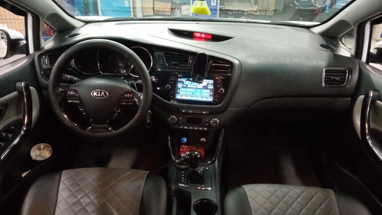KIA Ceed 2013 года, 187 117 км - вид 5