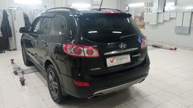 Hyundai Santa Fe 2011 года, 173 630 км - вид 4