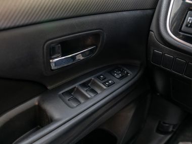 Mitsubishi Outlander 2012 года, 320 027 км - вид 9