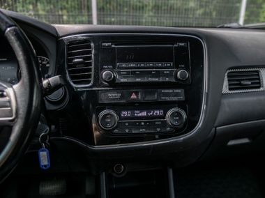 Mitsubishi Outlander 2012 года, 320 027 км - вид 7
