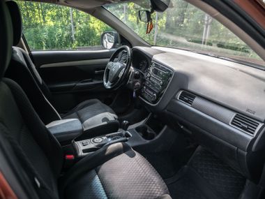Mitsubishi Outlander 2012 года, 320 027 км - вид 11