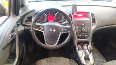 Opel Astra 2012 года, 173 965 км - вид 5
