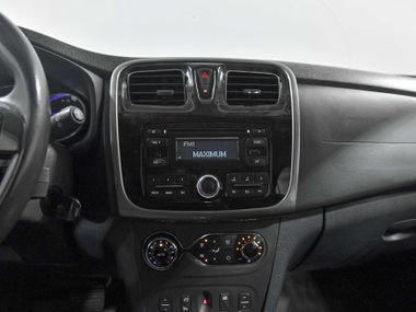 Renault Sandero Stepway 2017 года, 152 341 км - вид 9