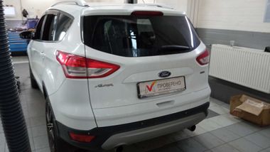 Ford Kuga 2014 года, 151 660 км - вид 4