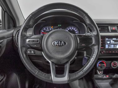 KIA Rio X-Line 2020 года, 75 380 км - вид 8