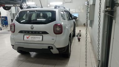 Renault Duster 2021 года, 54 266 км - вид 4