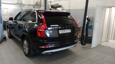 Volvo XC90 2016 года, 148 399 км - вид 3