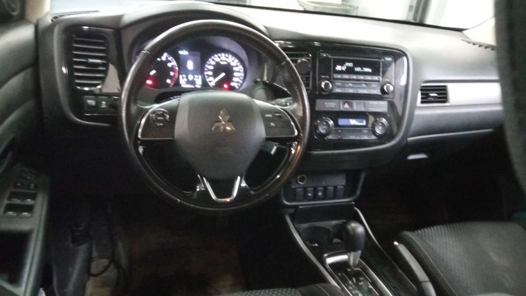 Mitsubishi Outlander 2018 года, 128 543 км - вид 5