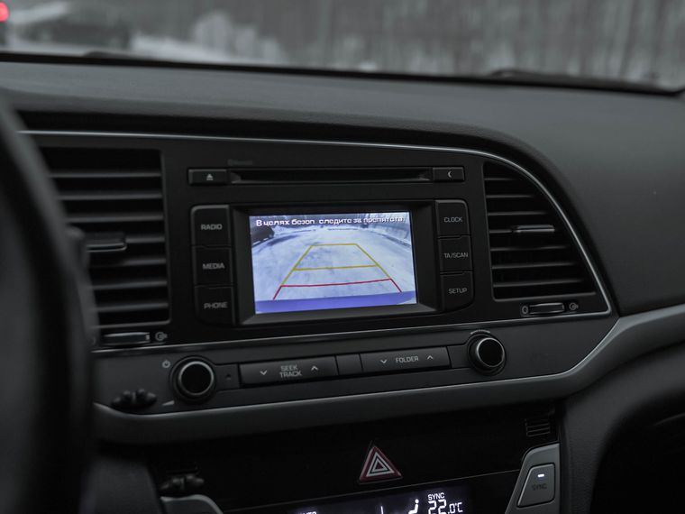 Hyundai Elantra 2018 года, 105 750 км - вид 10